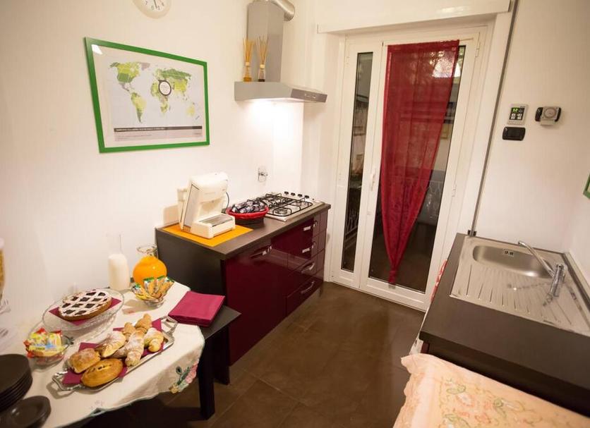Kitchen Photo