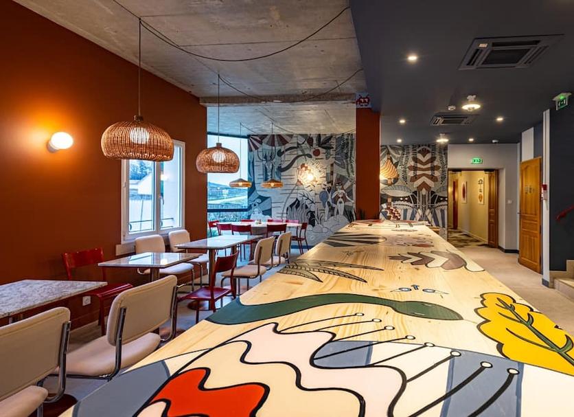 Restaurant Photo