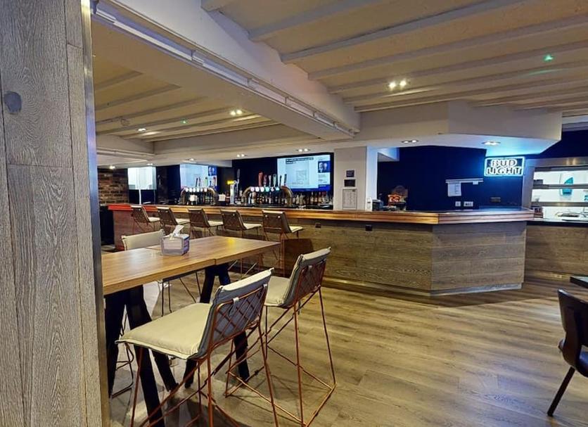 Bar Photo