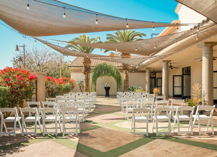 Banquet hall Photo