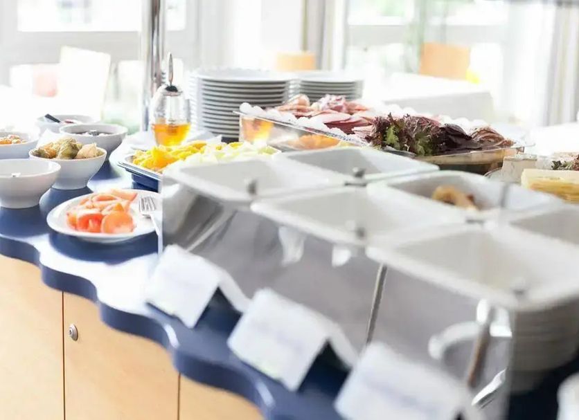 Buffet Photo