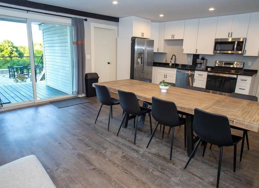 Kitchen Photo