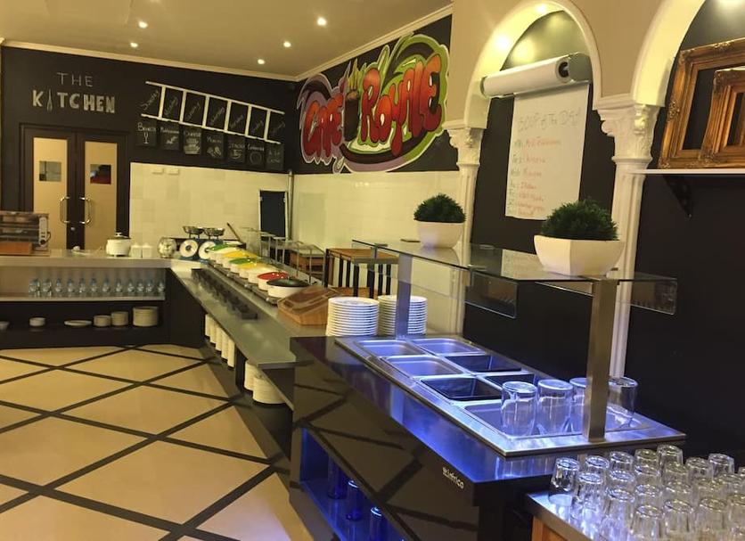 Restaurant Photo