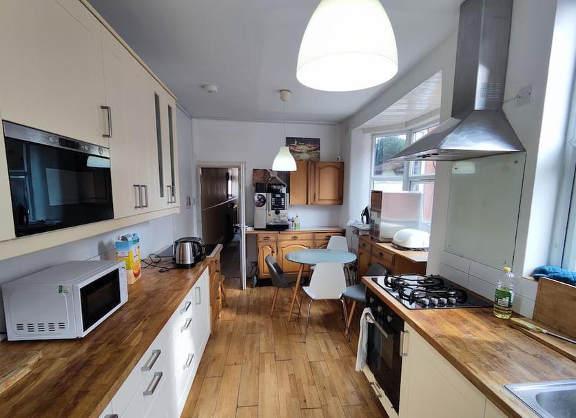 Kitchen Photo