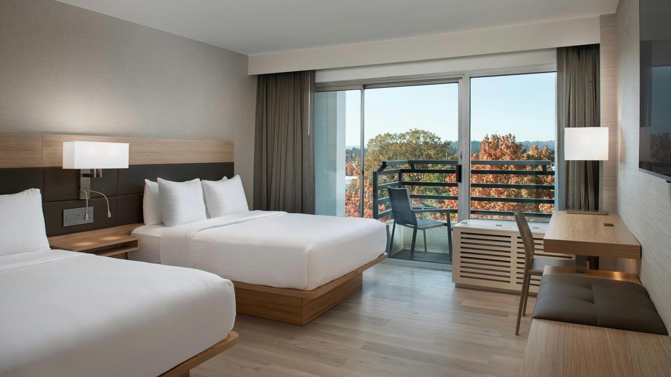 AC Hotel by Marriott Portland Lake Oswego
