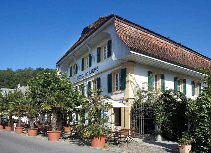 Building Photo