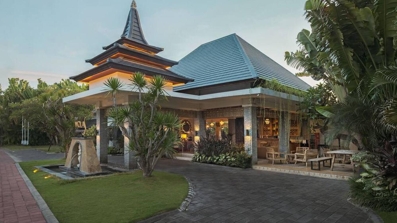 The Wolas Villas