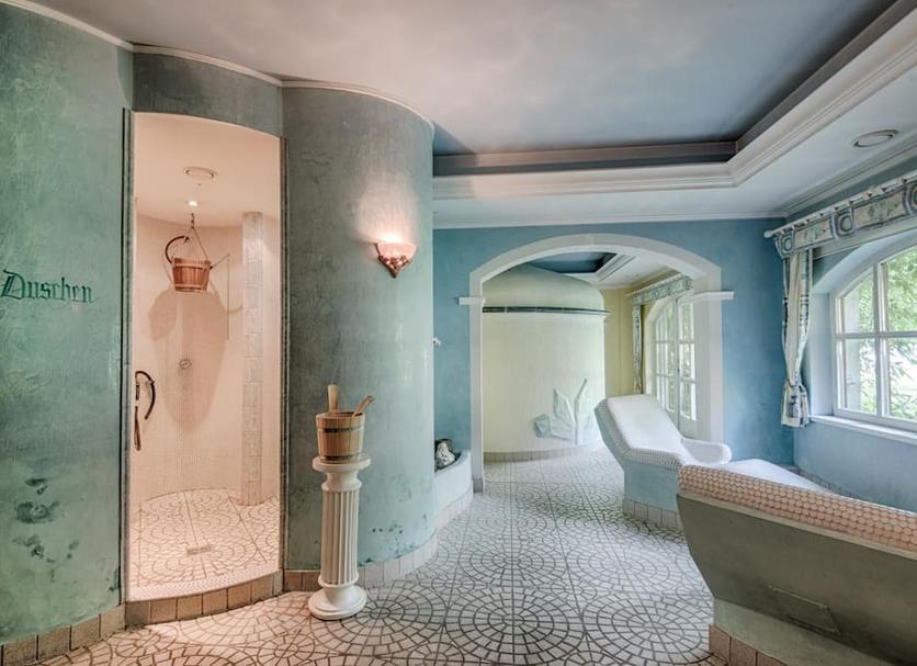 Spa Photo