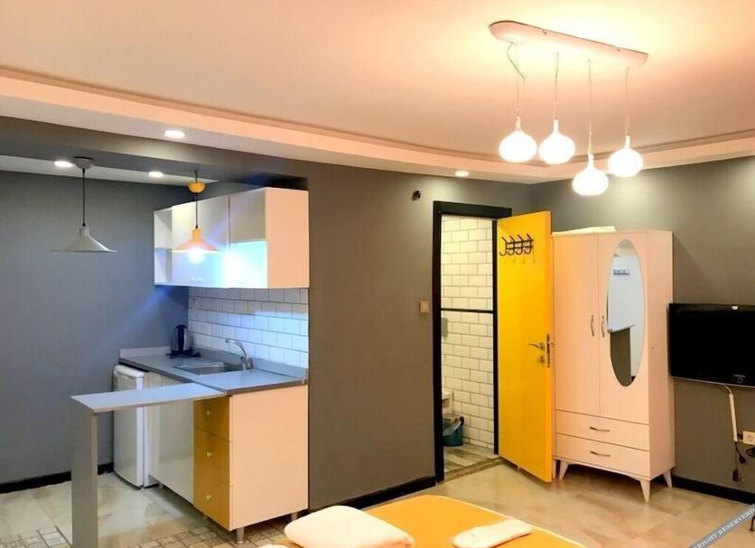 Kitchen Photo