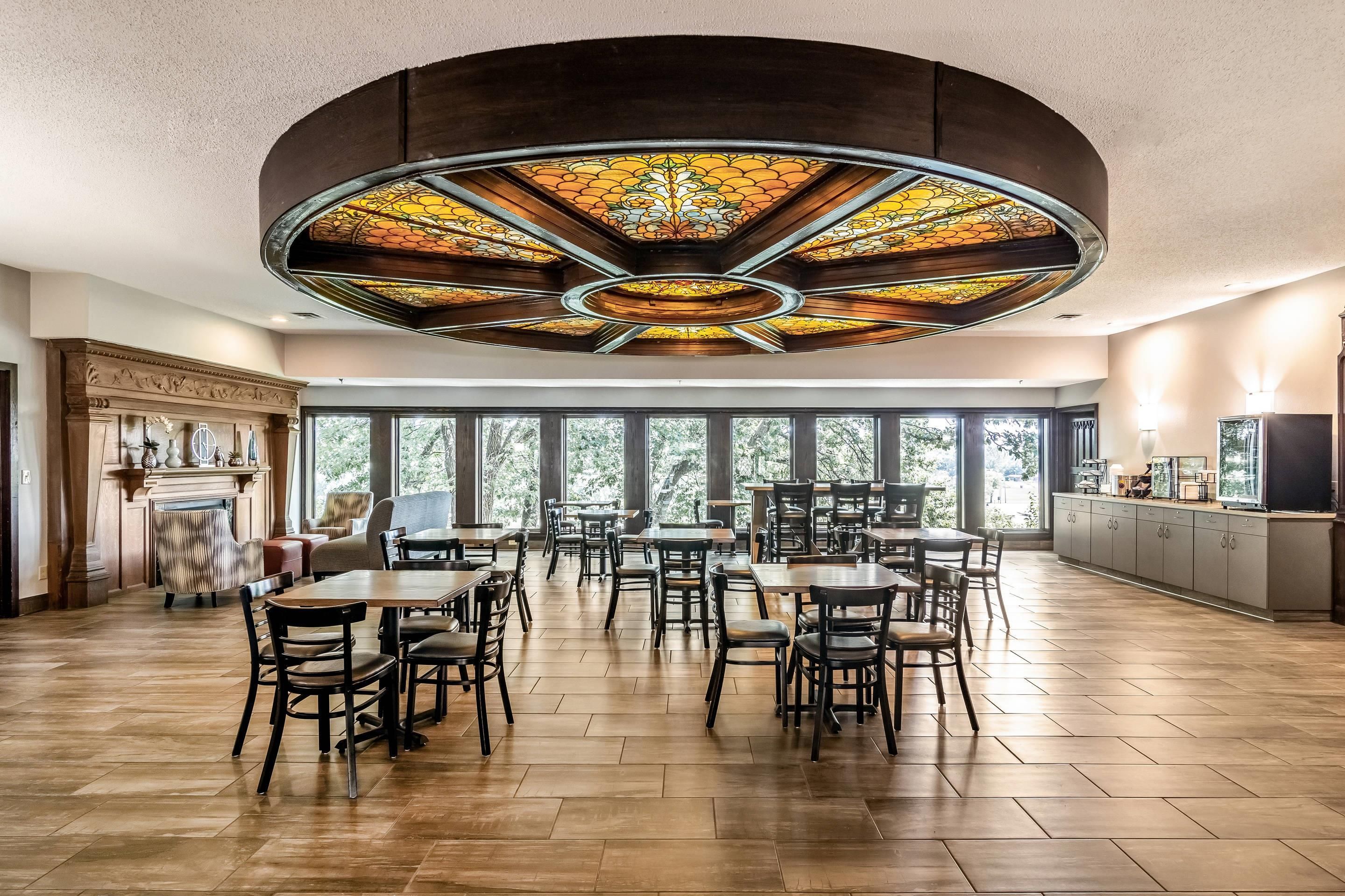 Dining room Photo