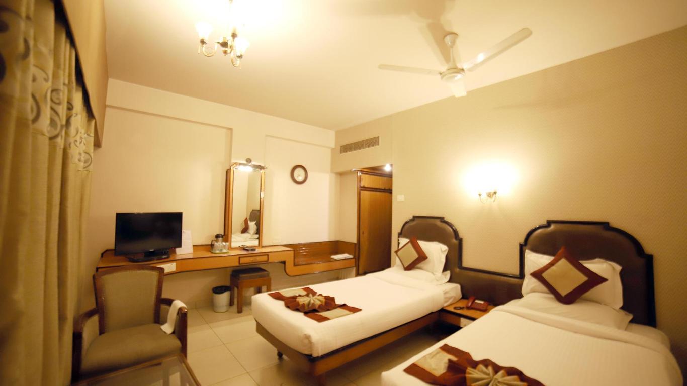 Hotel Sindhuri Park