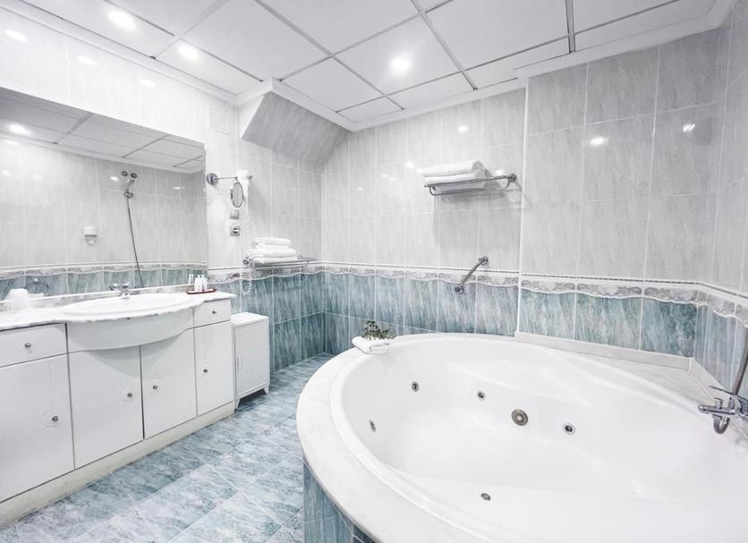 Bathroom Photo