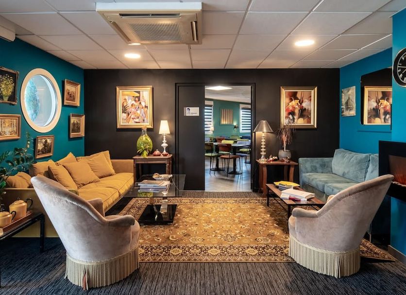 Lounge Photo
