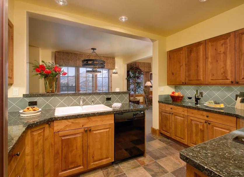 Kitchen Photo