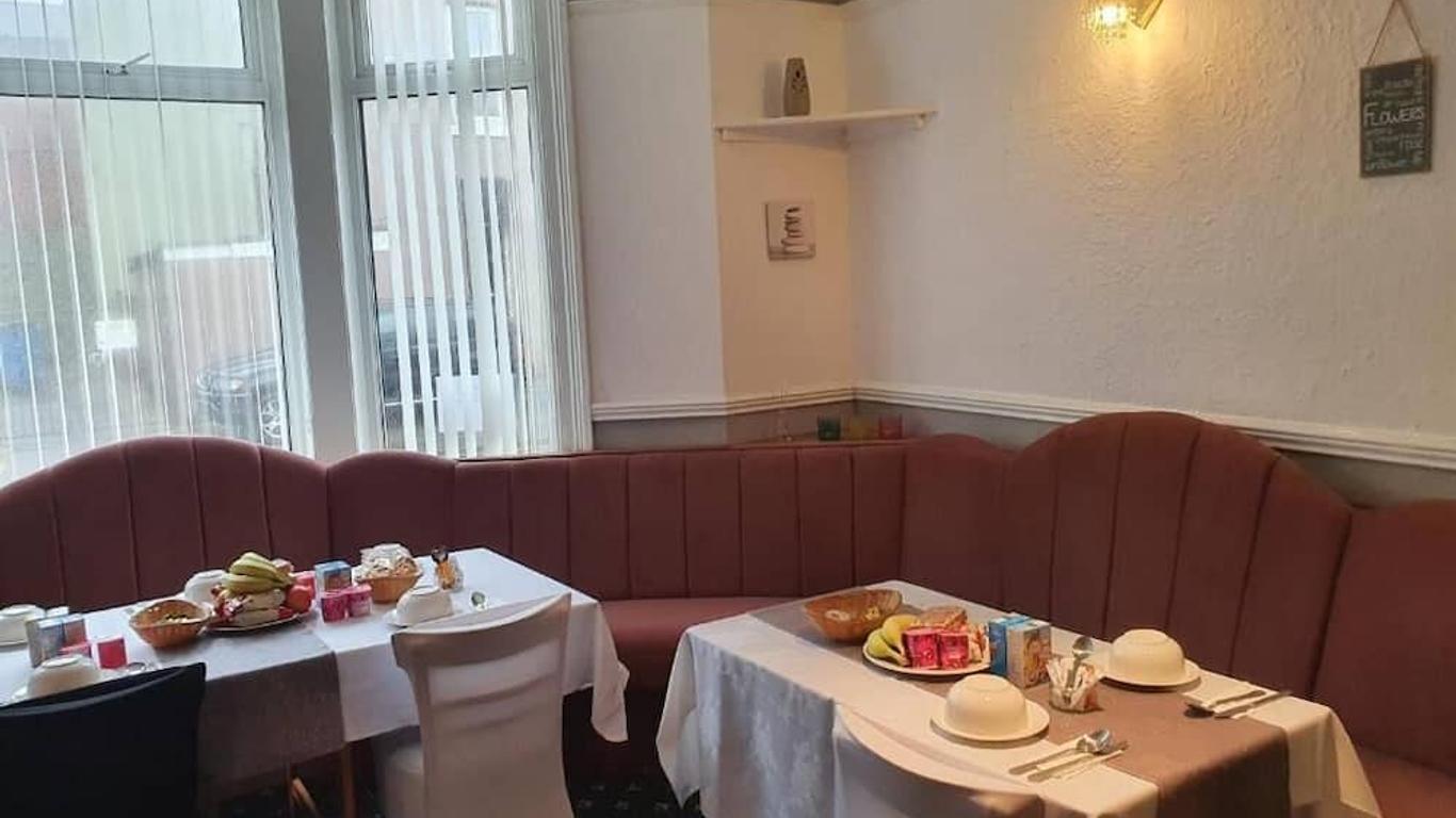 Iona Hotel
