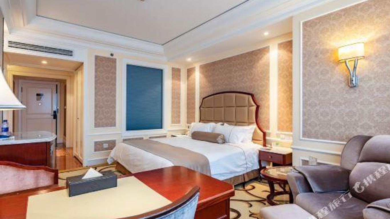 Pacific Grand Hotel