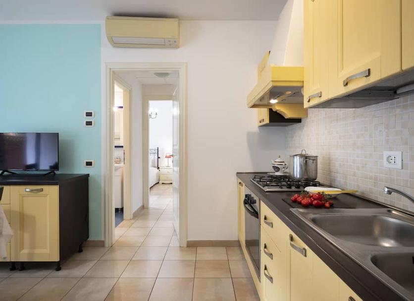 Kitchen Photo