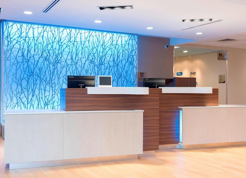 Front desk Photo