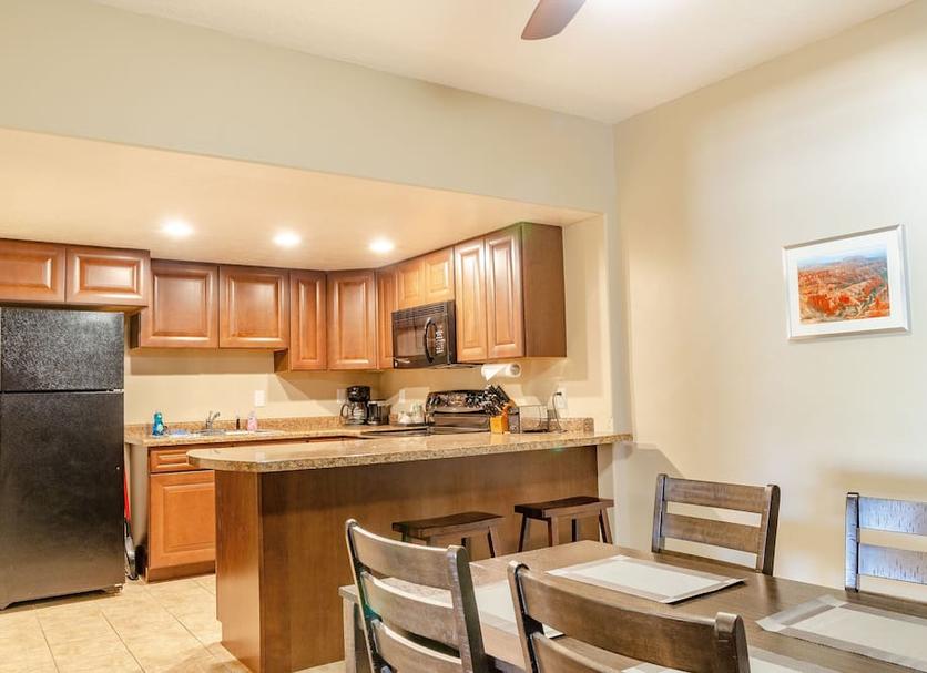 Kitchen Photo