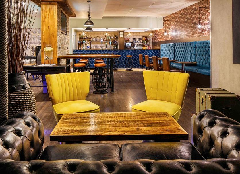 Bar Photo