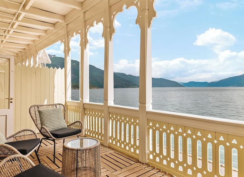 Balcony Photo