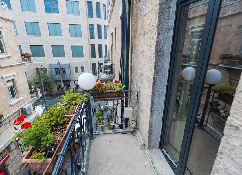 Balcony Photo