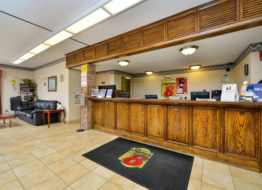 Front desk Photo