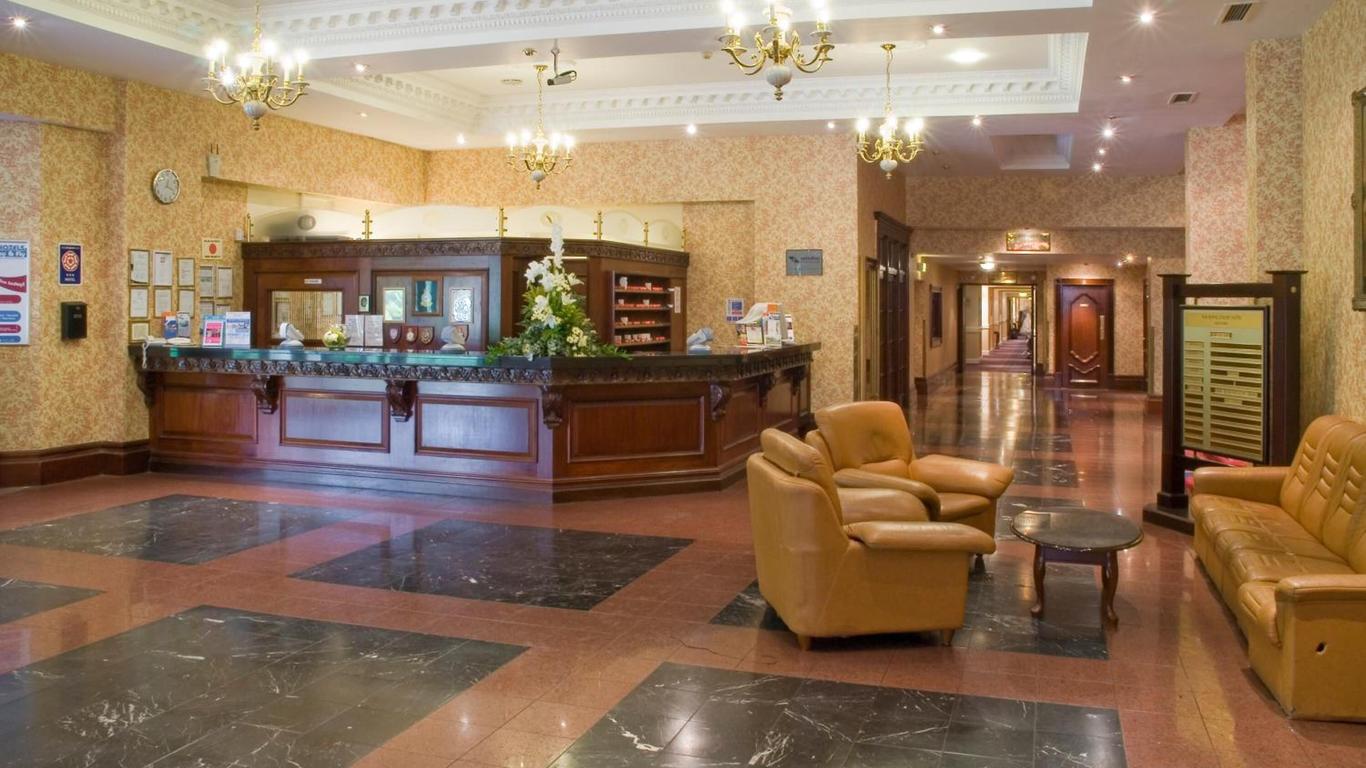 Royal Court Hotel & Spa Coventry £33. Coventry Hotel Deals & Reviews ...