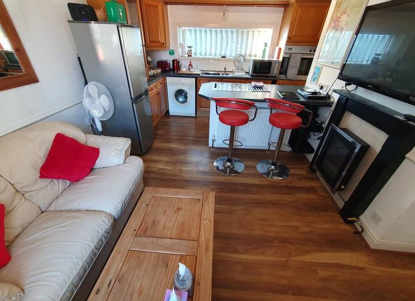 Kitchen Photo