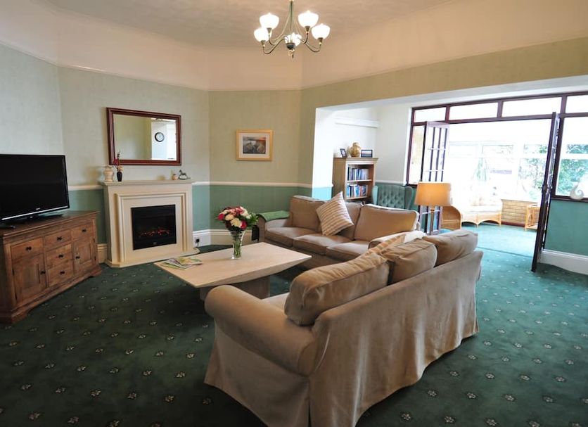 Living room Photo