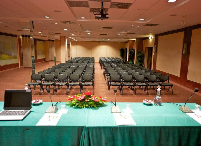 Conference room Photo