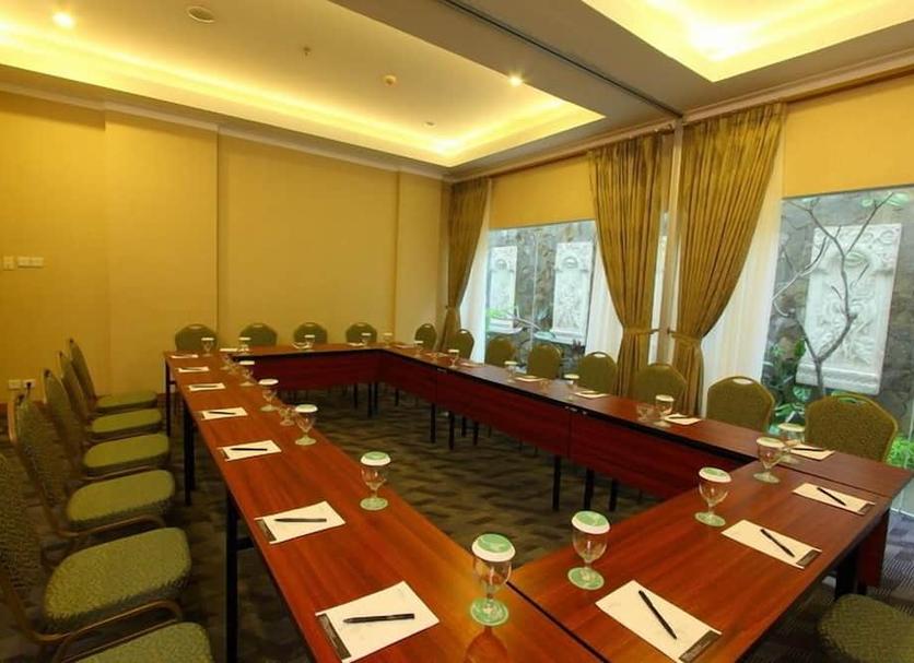 Conference room Photo