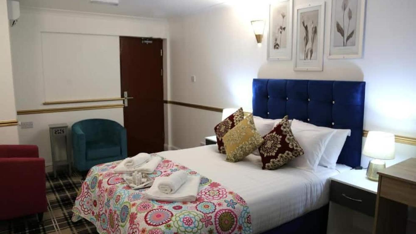 OYO 4 Sisters Inn