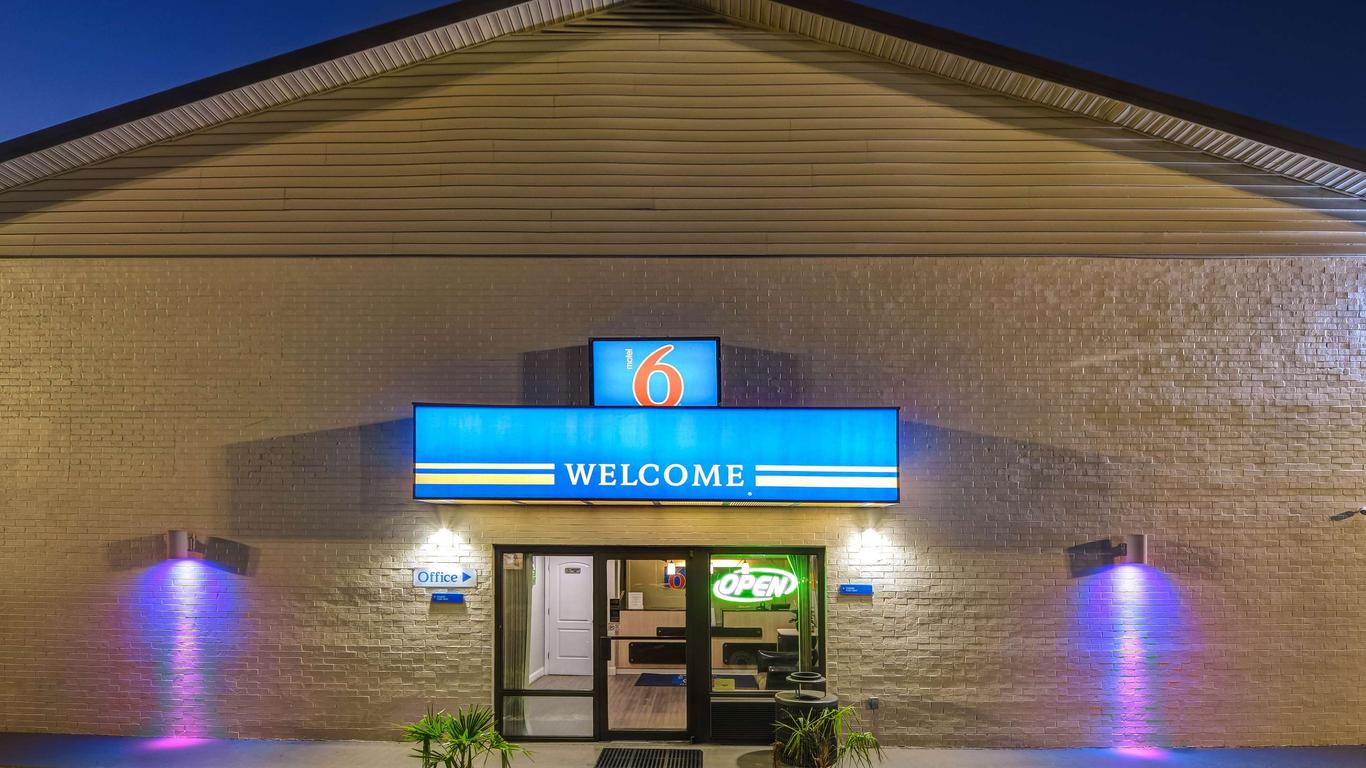 Motel 6-Dalton, Ga