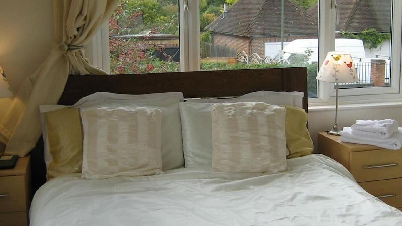 Savannah Bed And Breakfast