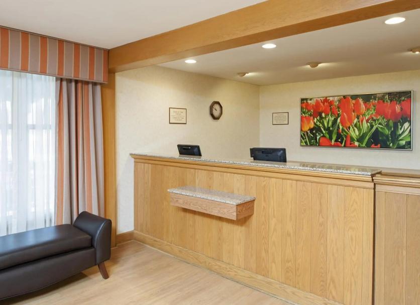 Front desk Photo
