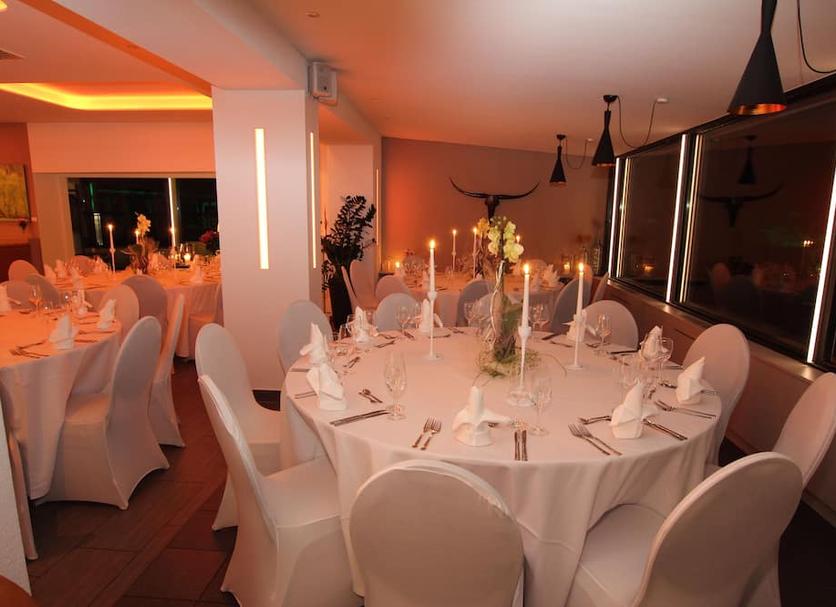 Banquet hall Photo