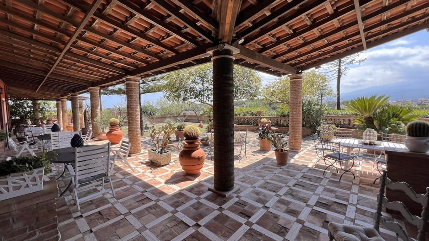 Villa Chiarenza Maison D'hotes
