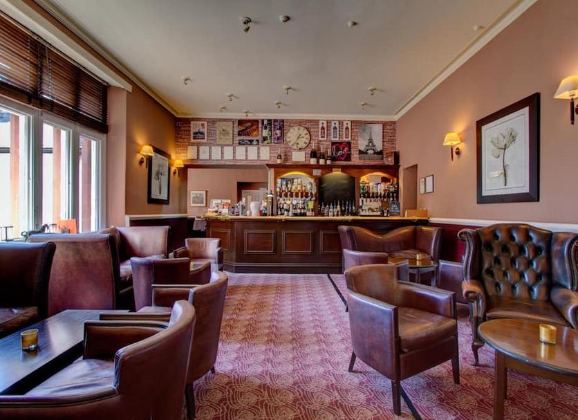 Bar Photo