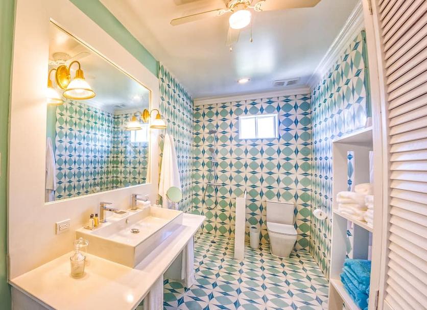 Bathroom Photo