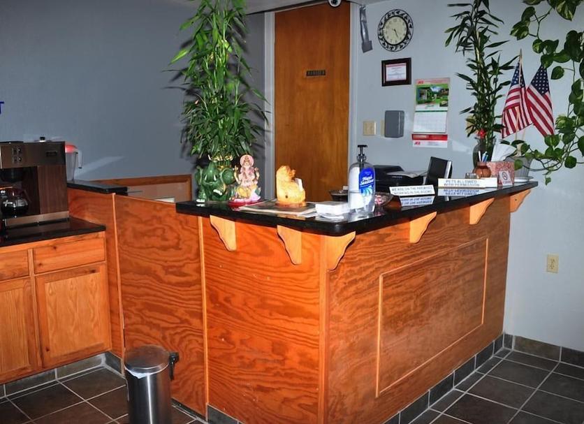 Front desk Photo