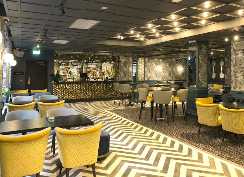 Bar Photo