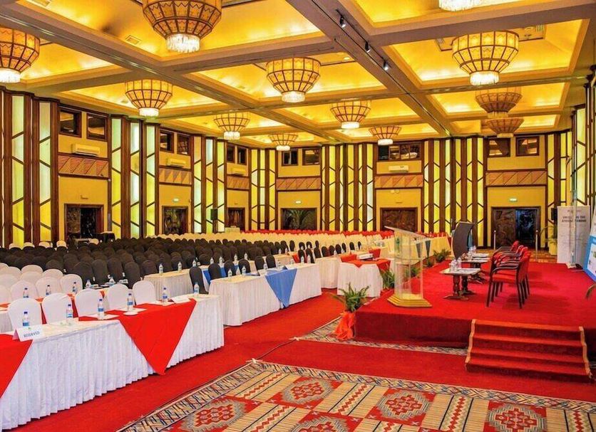 Banquet hall Photo