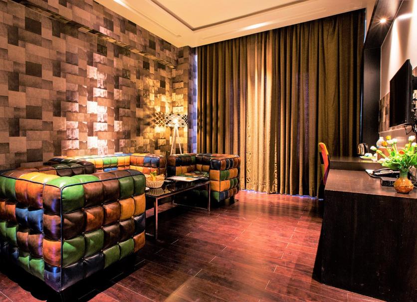Lounge Photo