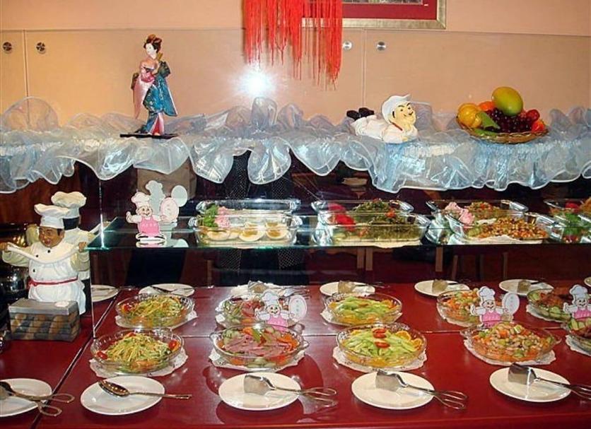 Buffet Photo