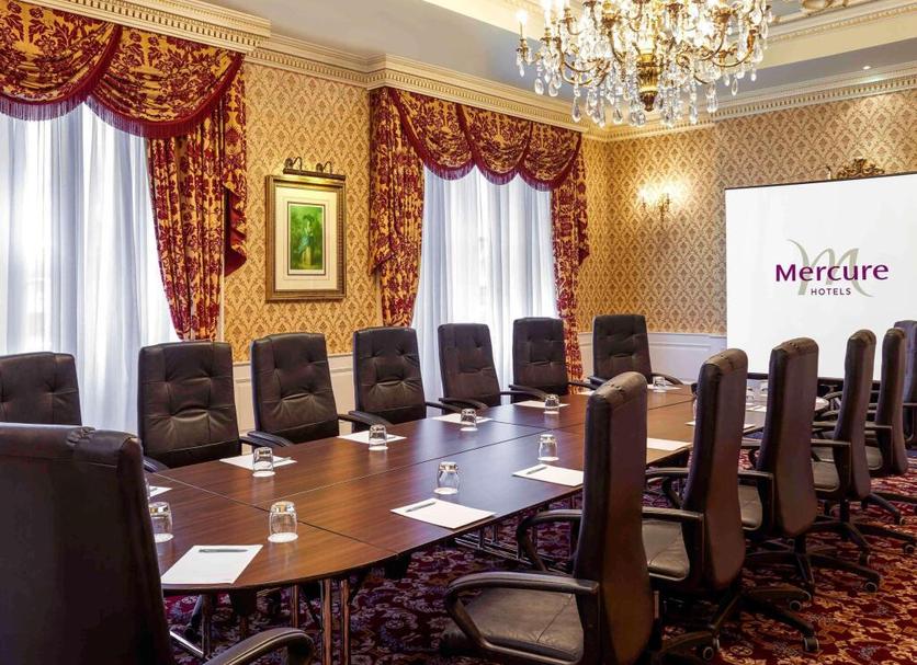 Conference room Photo