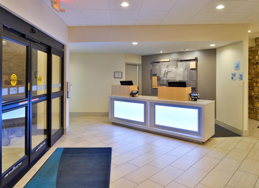 Front desk Photo