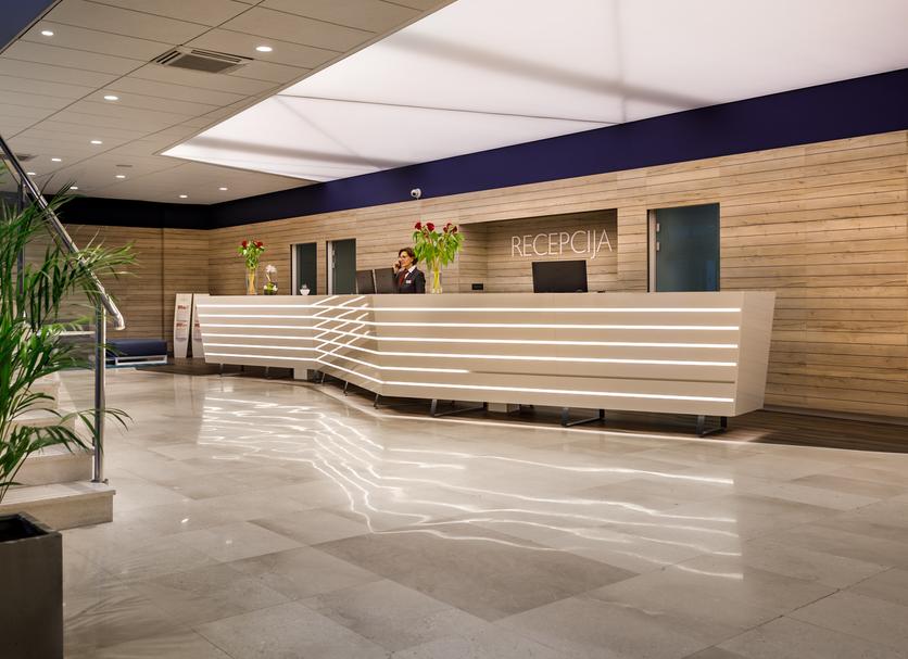 Front desk Photo