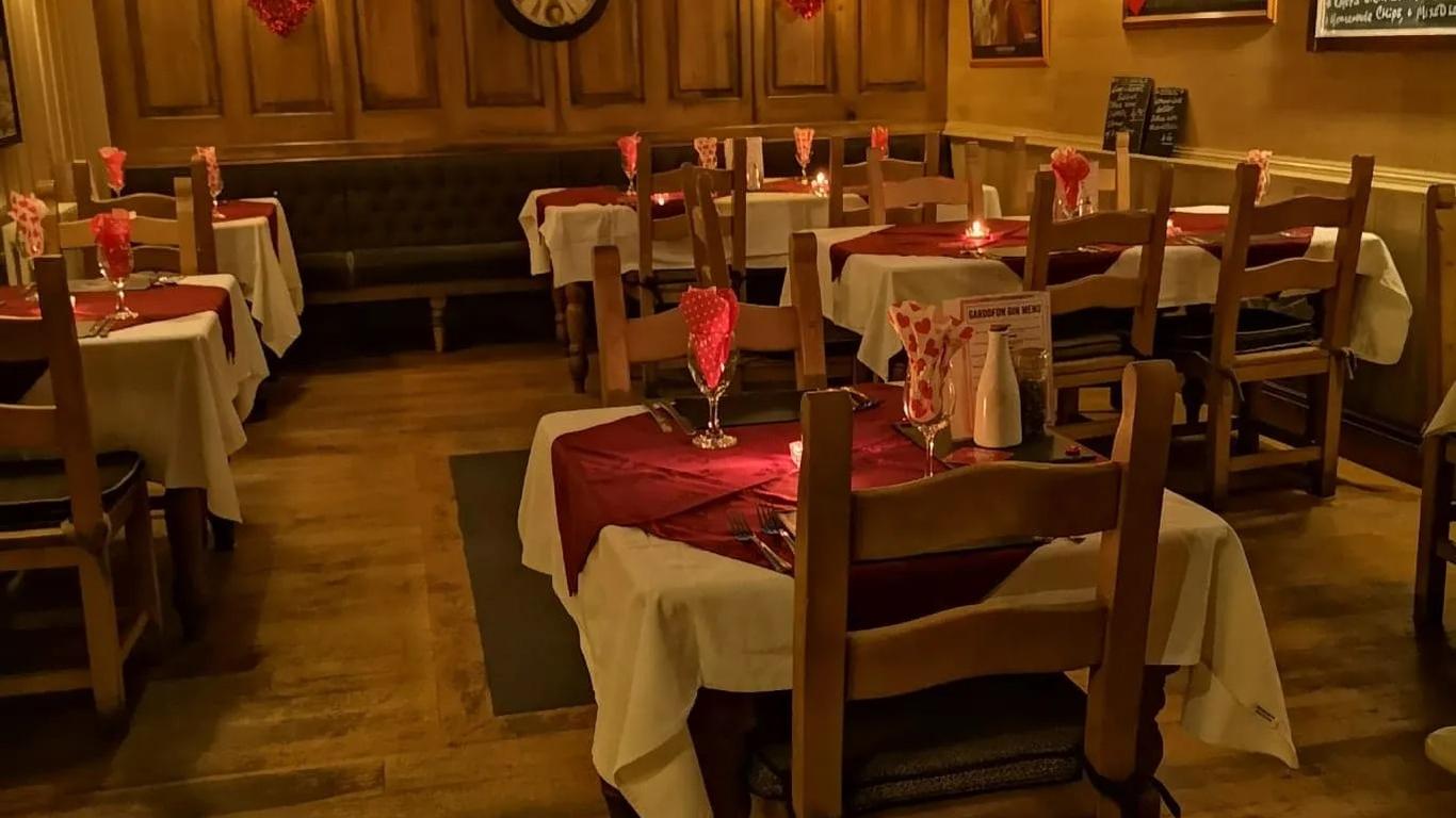Garddfon Inn