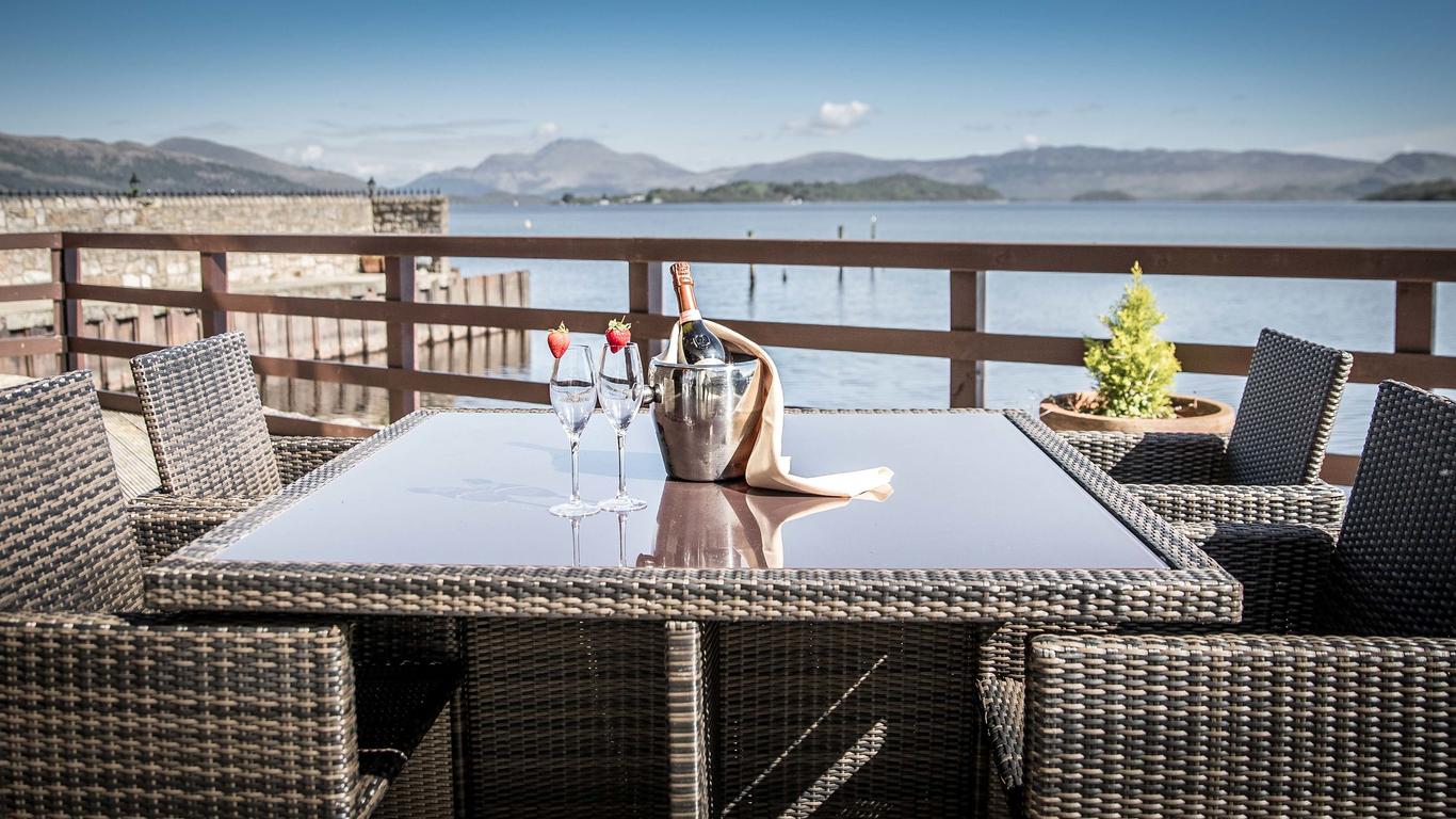 Duck Bay Hotel & Restaurant